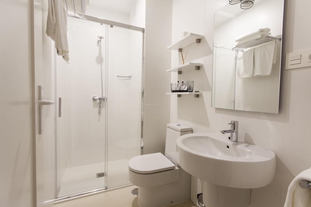 Picasso Suites Μάλαγα Δωμάτιο φωτογραφία