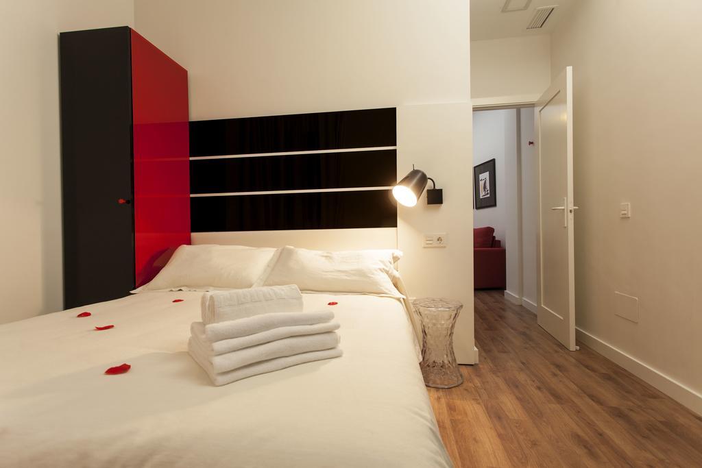 Picasso Suites Μάλαγα Δωμάτιο φωτογραφία